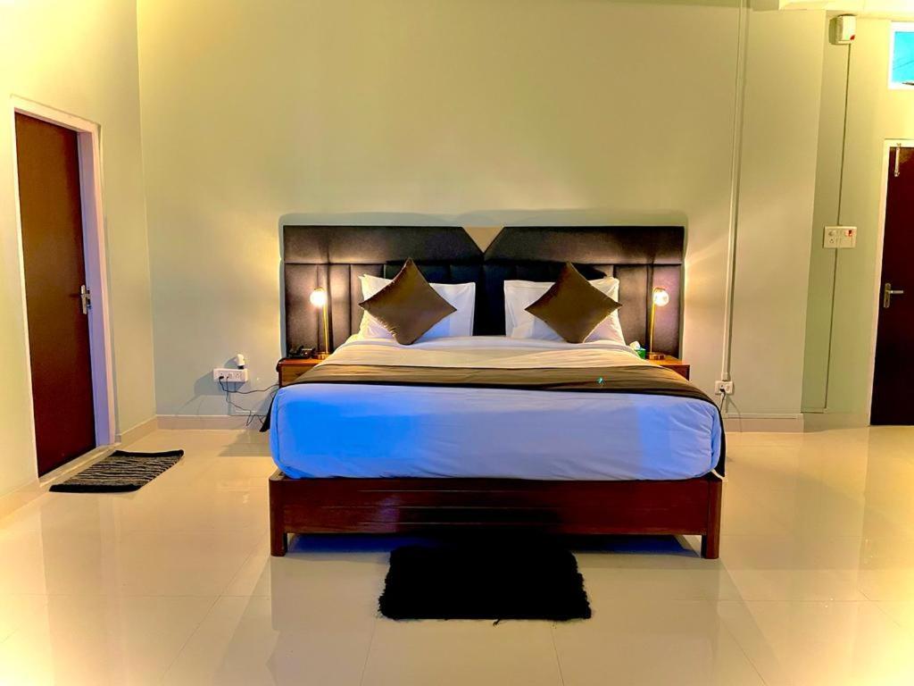 La Colline Resort Kohima Ngoại thất bức ảnh